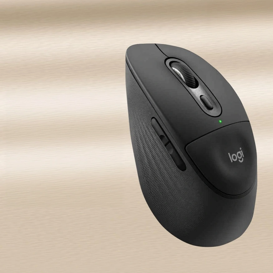 LOGITECH wireless keyboard and mouse and Smart Workspace